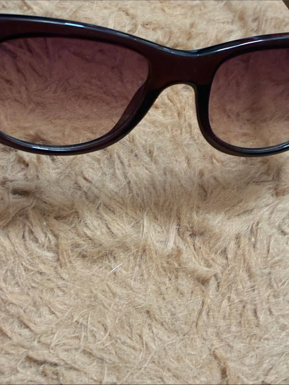 Fossil Tortoiseshell Frame Sunglasses with Black Temples